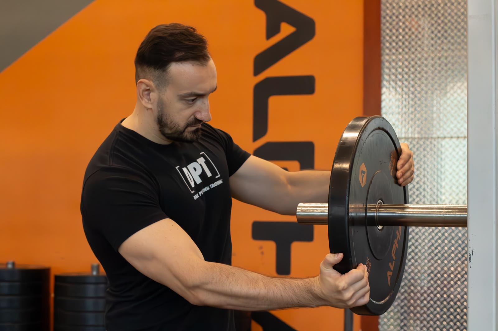 Xhino Lica personal training session
